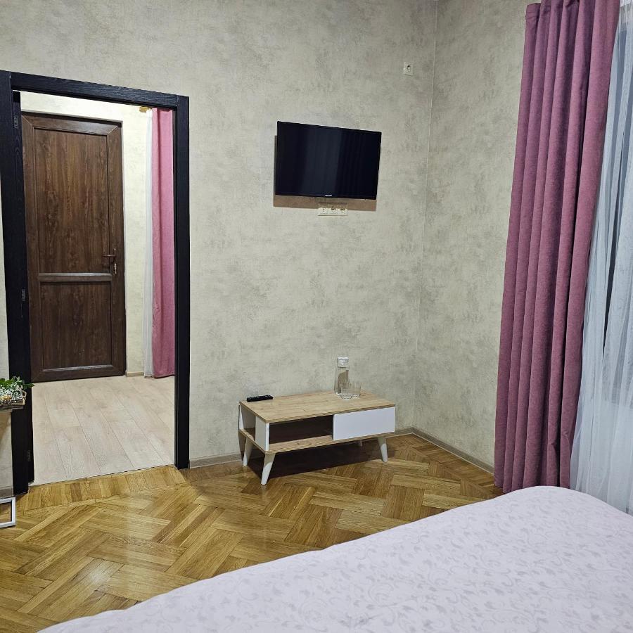 Memory Basket Hotel Kutaisi Eksteriør billede