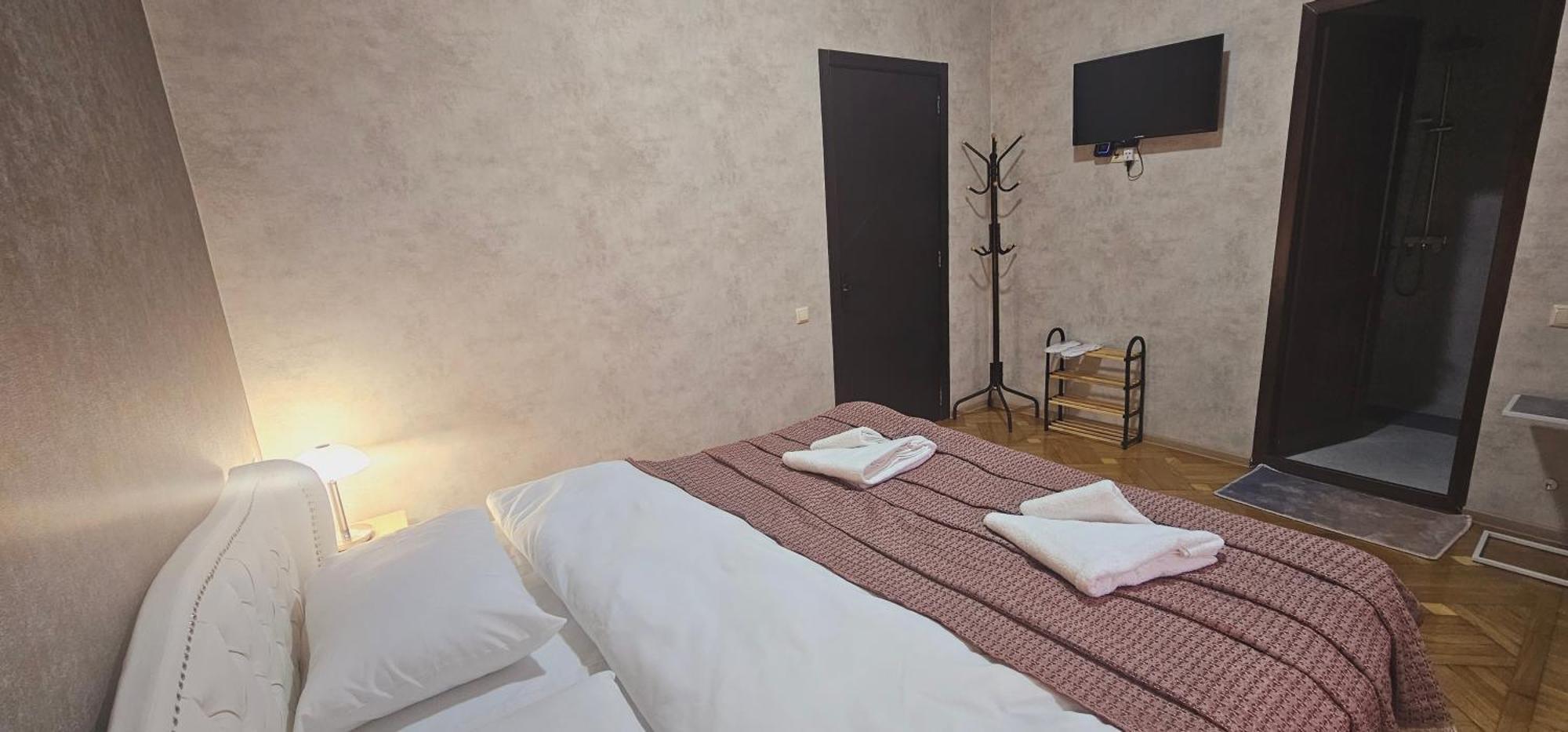 Memory Basket Hotel Kutaisi Eksteriør billede