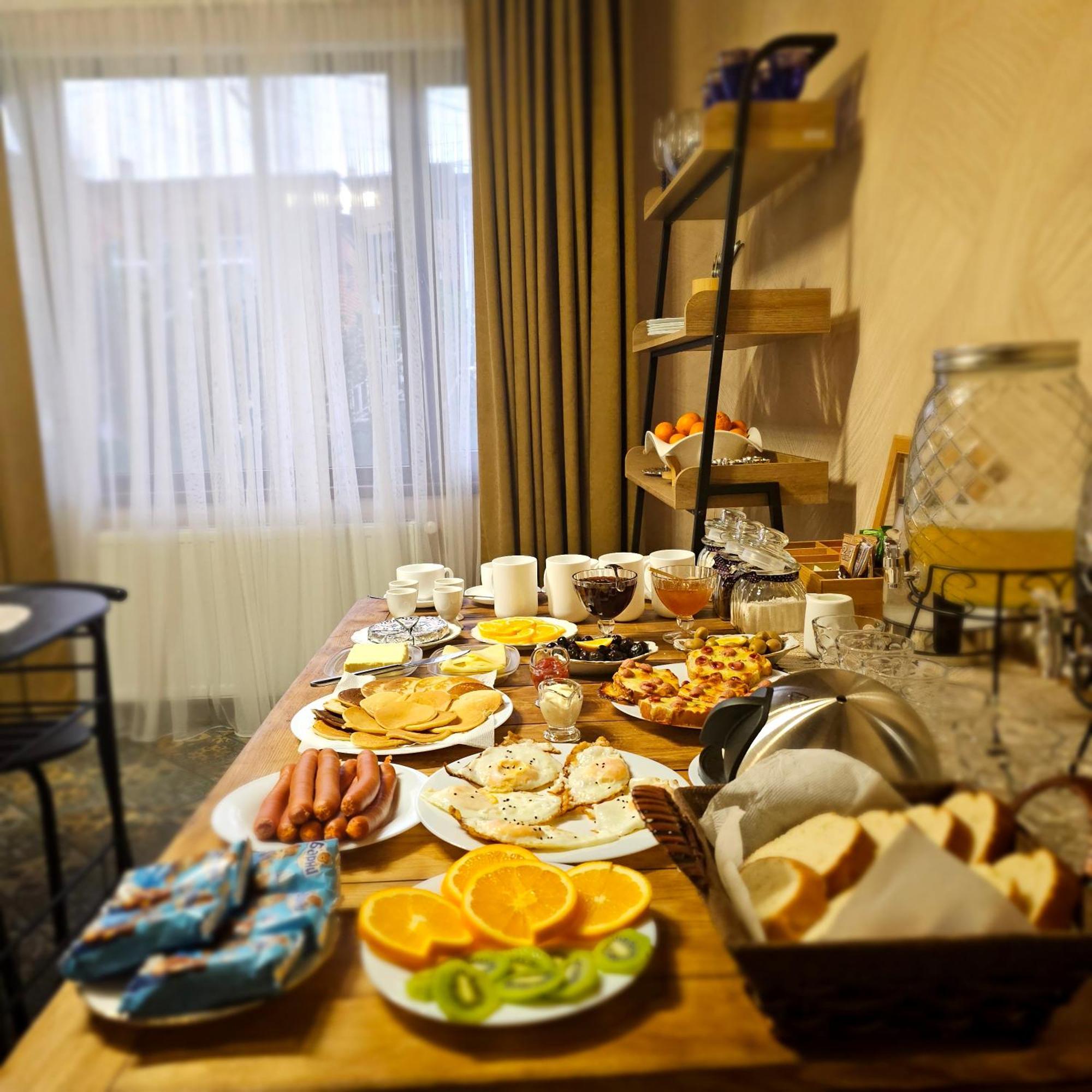 Memory Basket Hotel Kutaisi Eksteriør billede