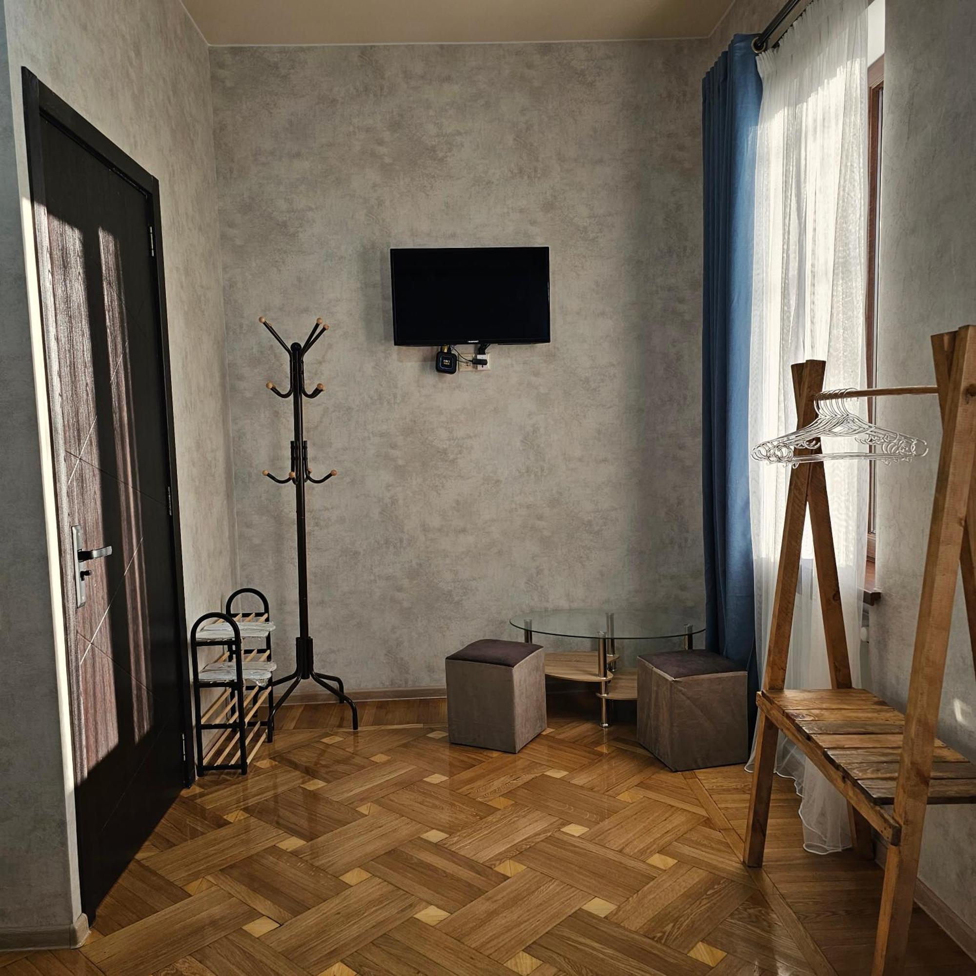 Memory Basket Hotel Kutaisi Eksteriør billede